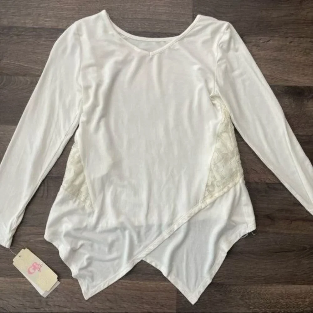 GB Girls Ivory Long Sleeve Top with Unicorn Print Shimmer Lace& Asymmetrical Hem - Picture 6 of 9